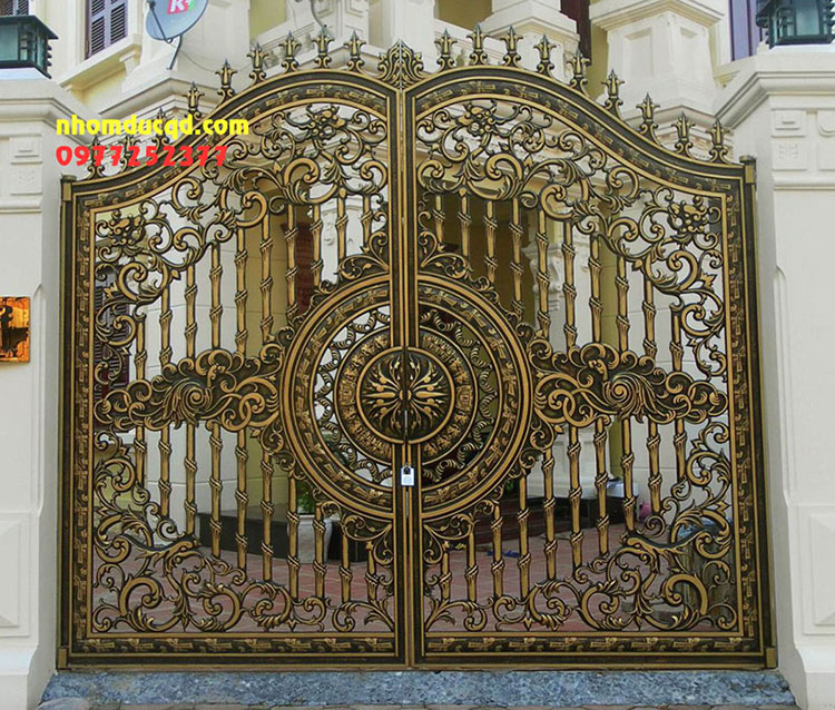  Thiết kế cổng nhôm đúc đẹp năm 2019 