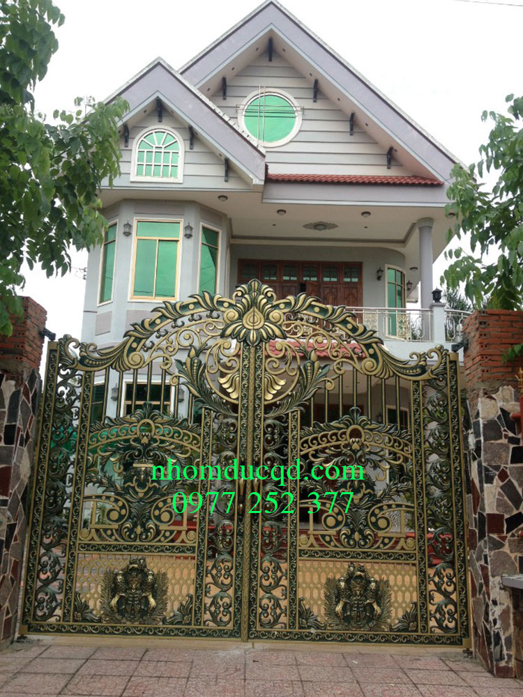 thi công cổng nhôm đúc tại Nam Định