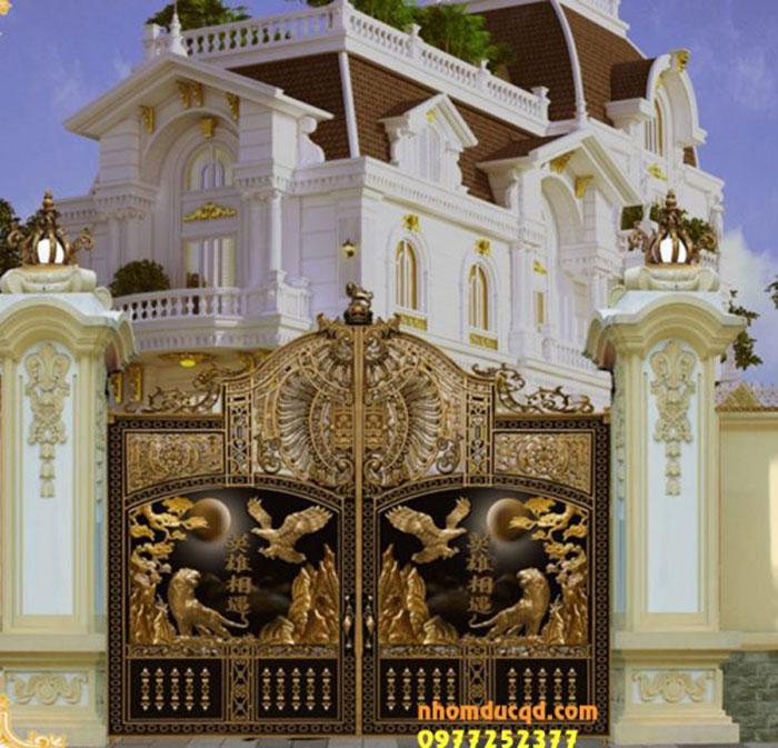 Thi Công thiết kế cổng nhôm đúc tại Ninh Bình đẹp chất lượng